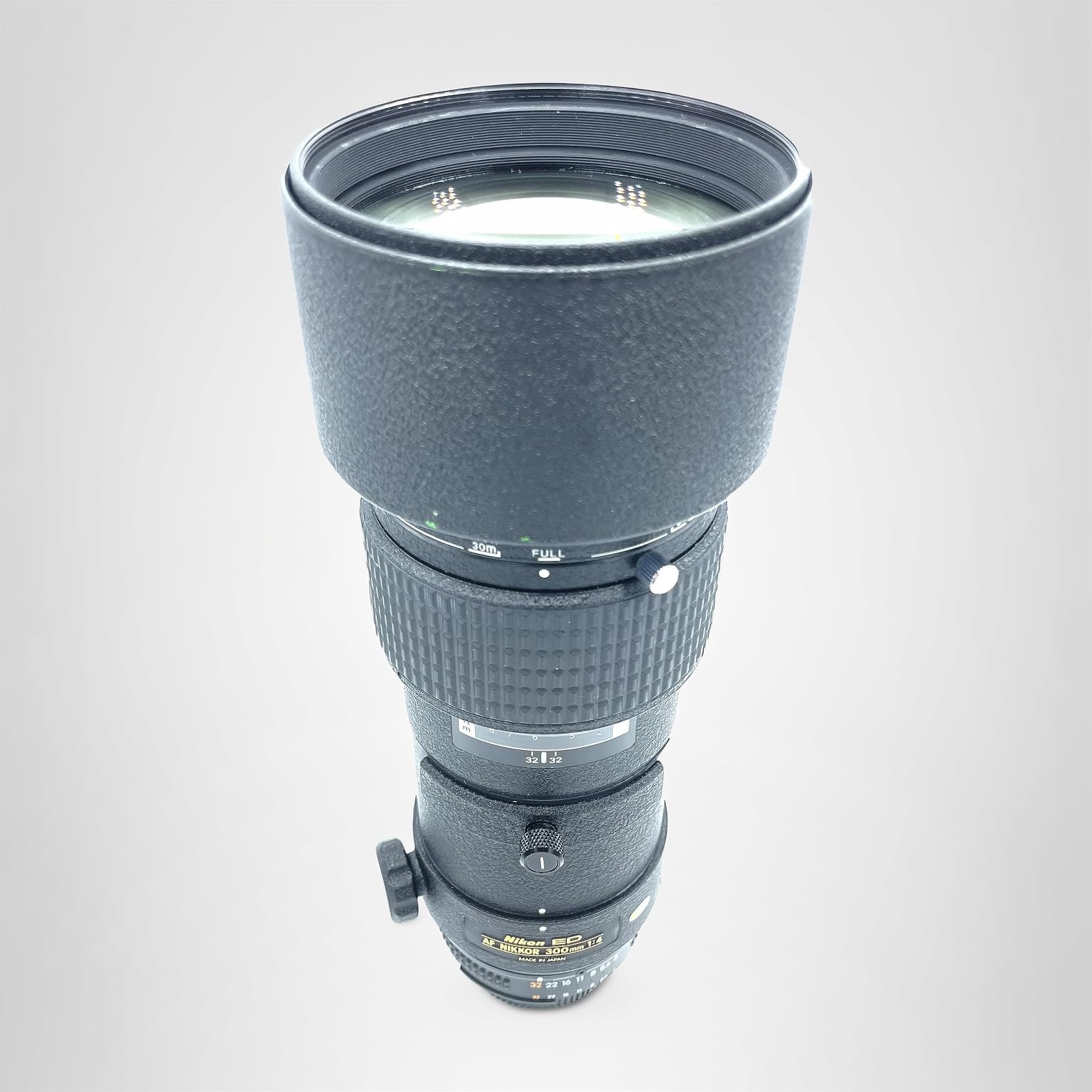 Amazon.com : Nikon JAA323AA Nikkor ED IF AF 300mm F/4.0 Lens